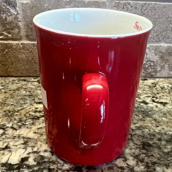 Red Switzerland Mug with White Cross - Picture 4 of 6